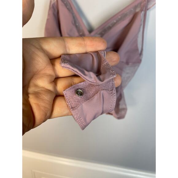 New, Le Lis Collection, Size Small, Pink Purple Mesh Flutter Sleeve Bodysuit - Picture 4 of 9